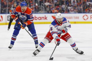 The Edmonton Oilers have emerged as a dark horse candidate in the Vincent Trocheck sweepstakes.
